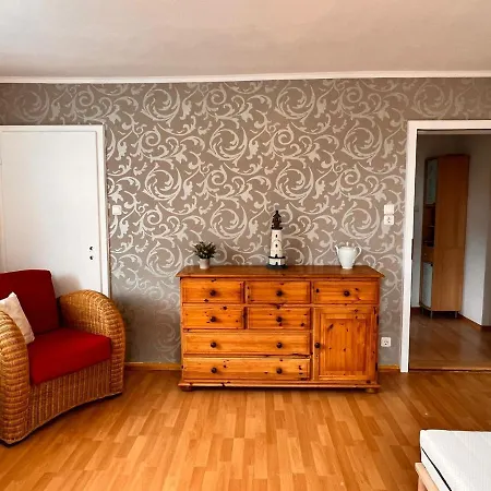 Apartment Alexandra - Handwerker Willkommen, Parkplatz, Kuche, Wlan *
