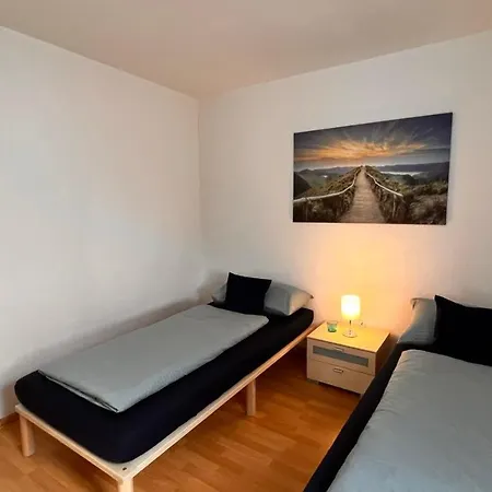 Alexandra - Handwerker Willkommen, Parkplatz, Kueche, Wlan